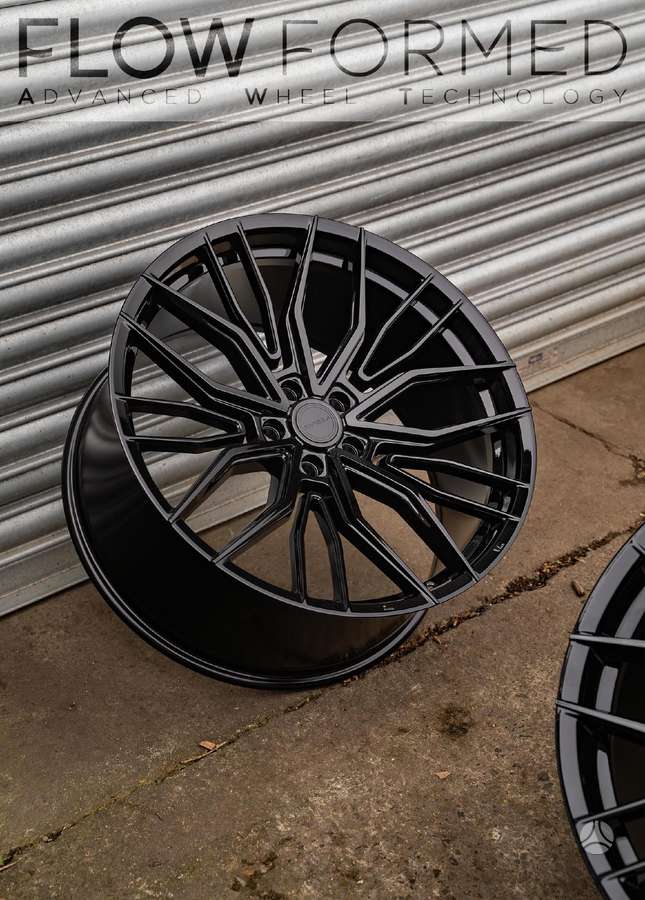 RIVIERA Riviera RF9 Gloss Black, легкосплавные , R22