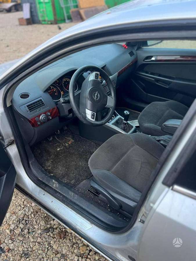 Opel Astra по частям