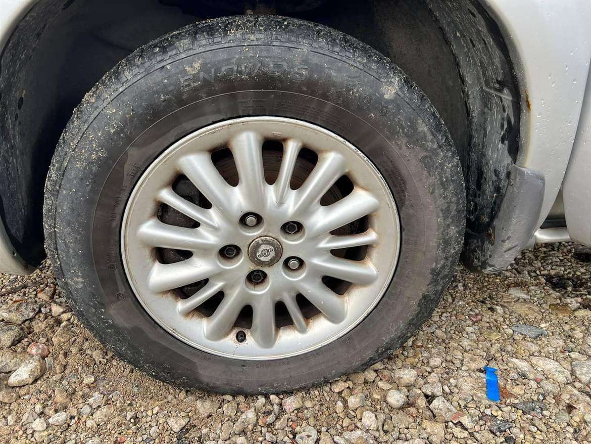 Chrysler Voyager for parts