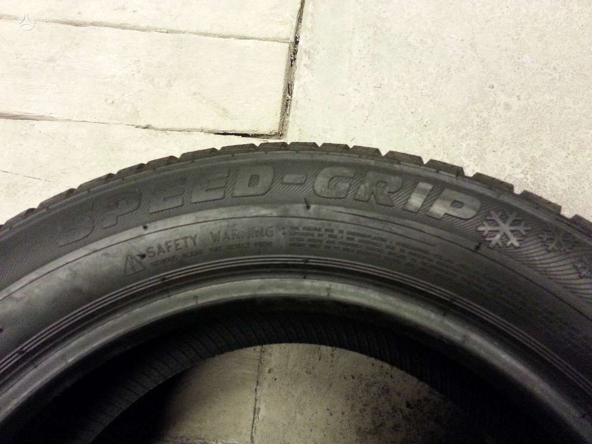 Semperit Speed Grip apie 6mm, winter 185/60 R15