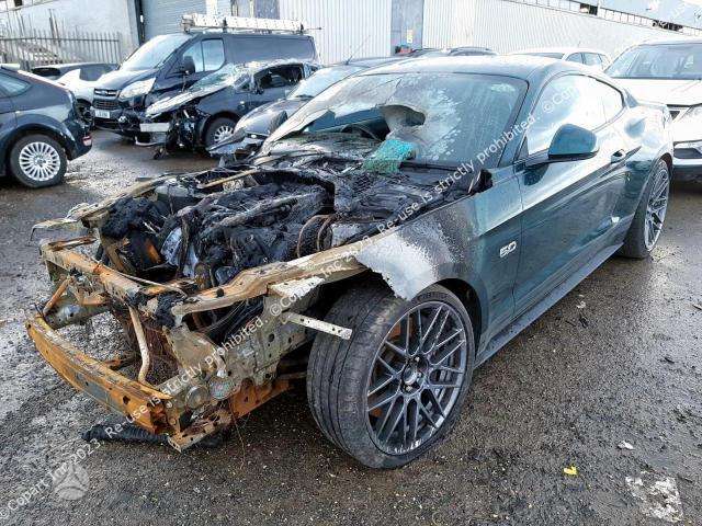 Ford Mustang dalimis