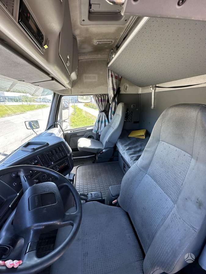 Volvo FH12, PTO, double sleeper