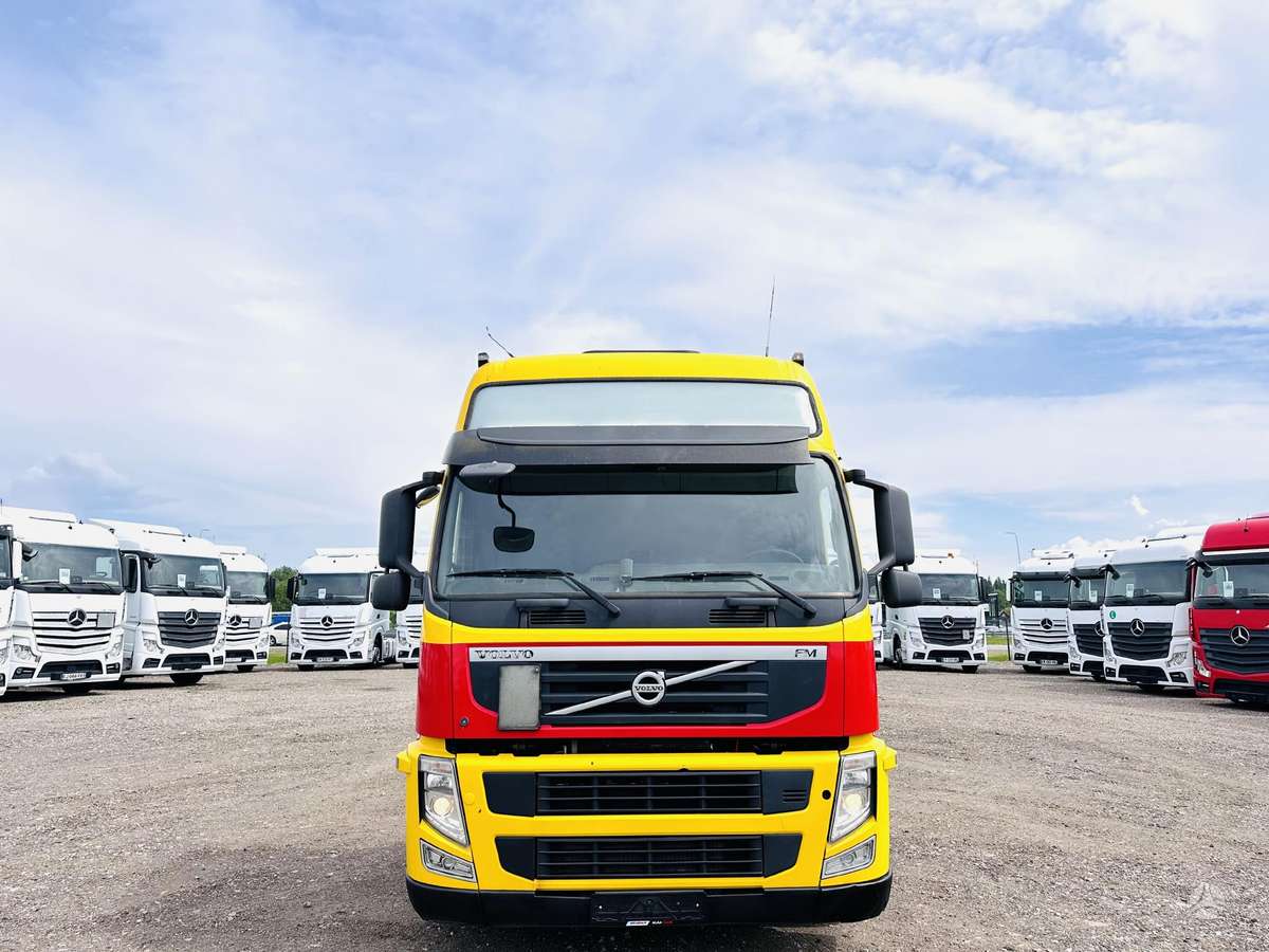 Volvo FM 420 Globetrotter, single sleeper