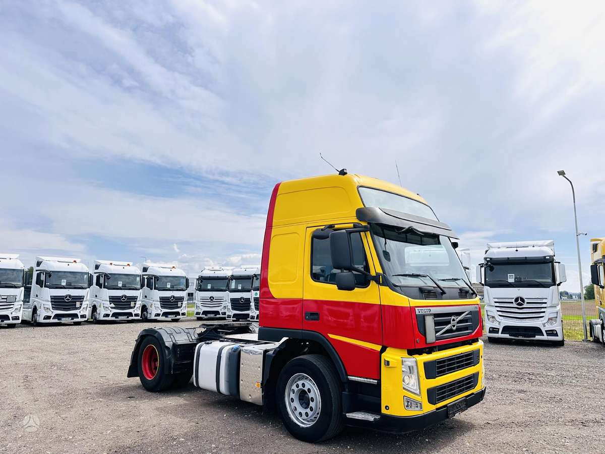 Volvo FM 420 Globetrotter, single sleeper