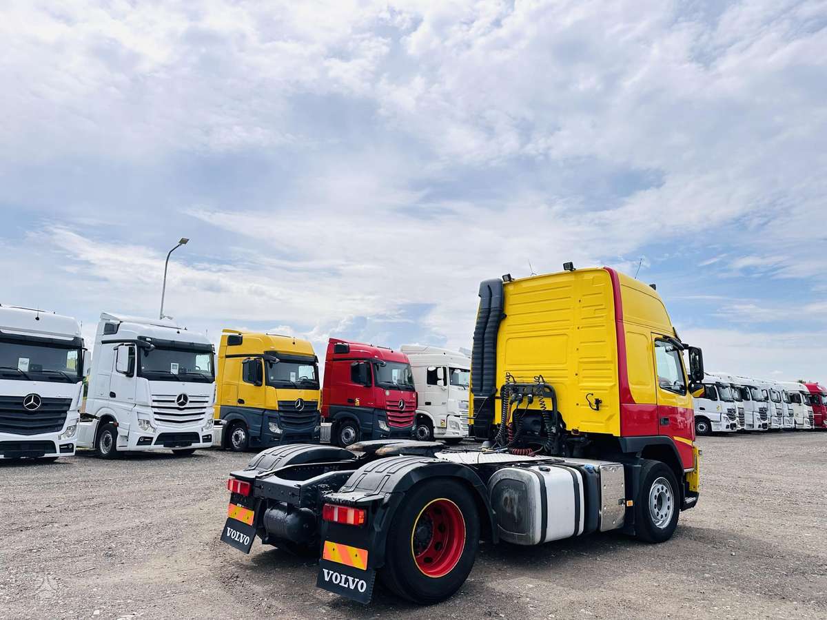 Volvo FM 420 Globetrotter, single sleeper