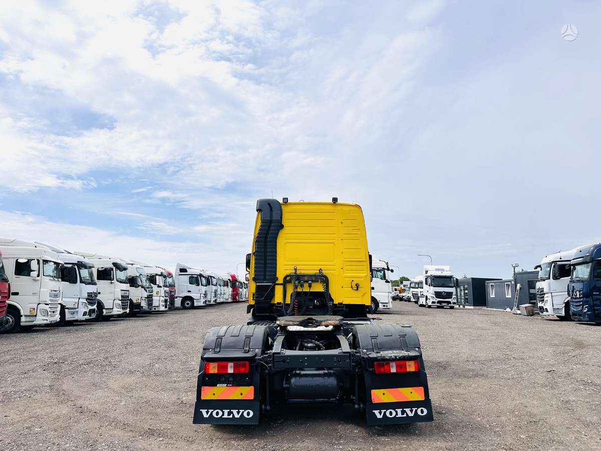 Volvo FM 420 Globetrotter, single sleeper