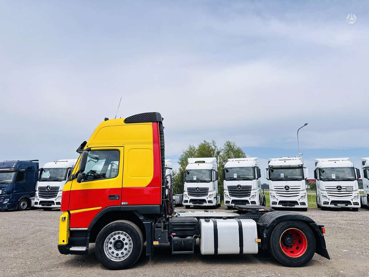 Volvo FM 420 Globetrotter, single sleeper