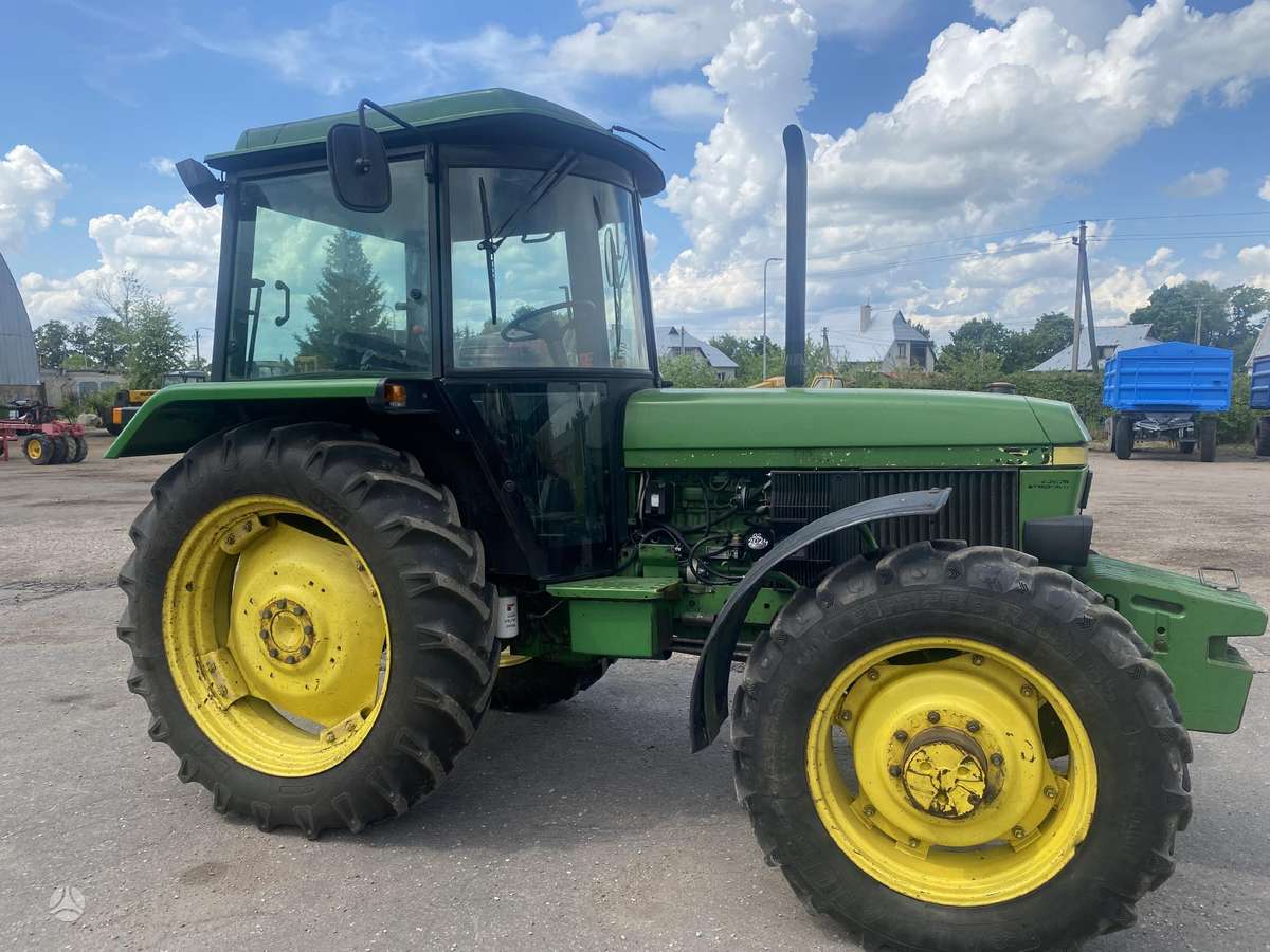 John Deere 2850AS, traktoriai