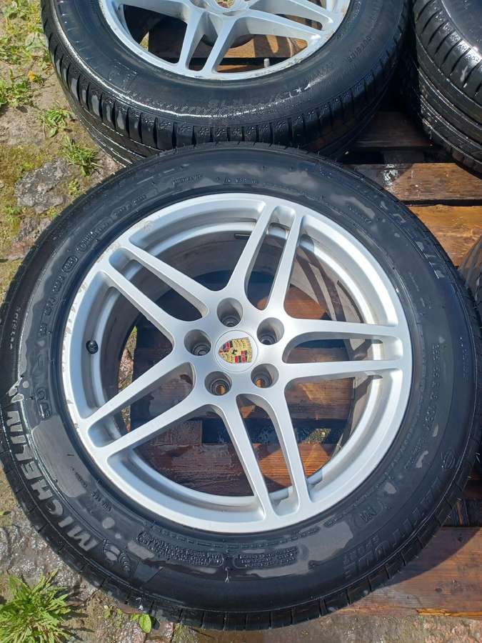 Porsche Macan, lengvojo lydinio, R18