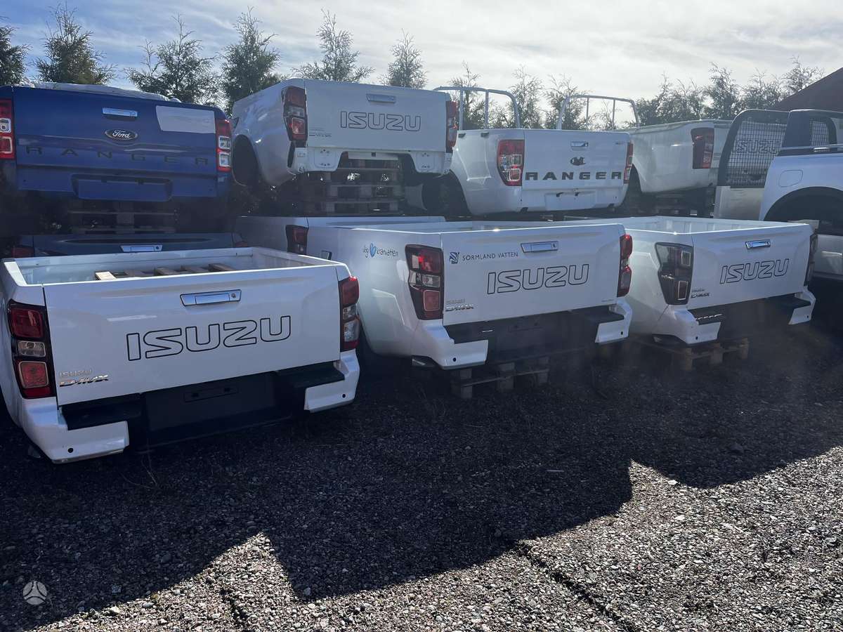 Isuzu D-Max, Krovinis skyrius, hood (front, rear)