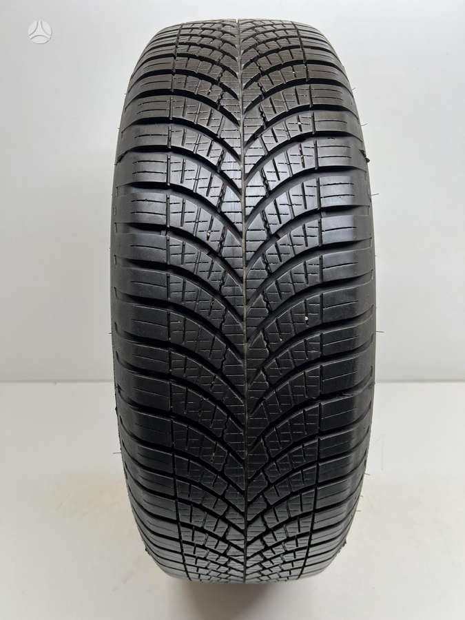 Goodyear Vector4Seasons GEN3 2021m, всесезонные 215/65 R17