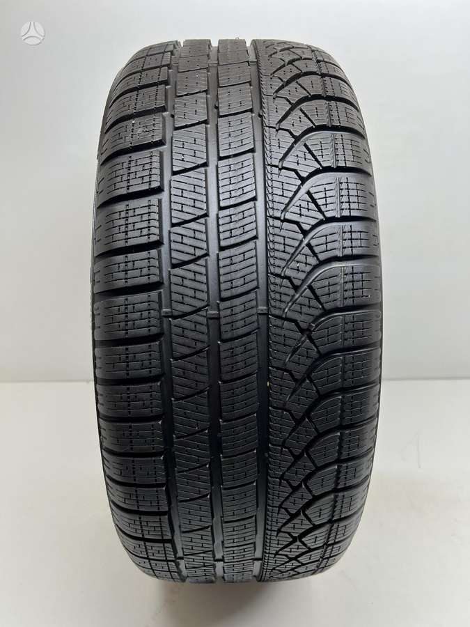 Pirelli P-Zero Winter * MO 2023m, winter 245/45 R19