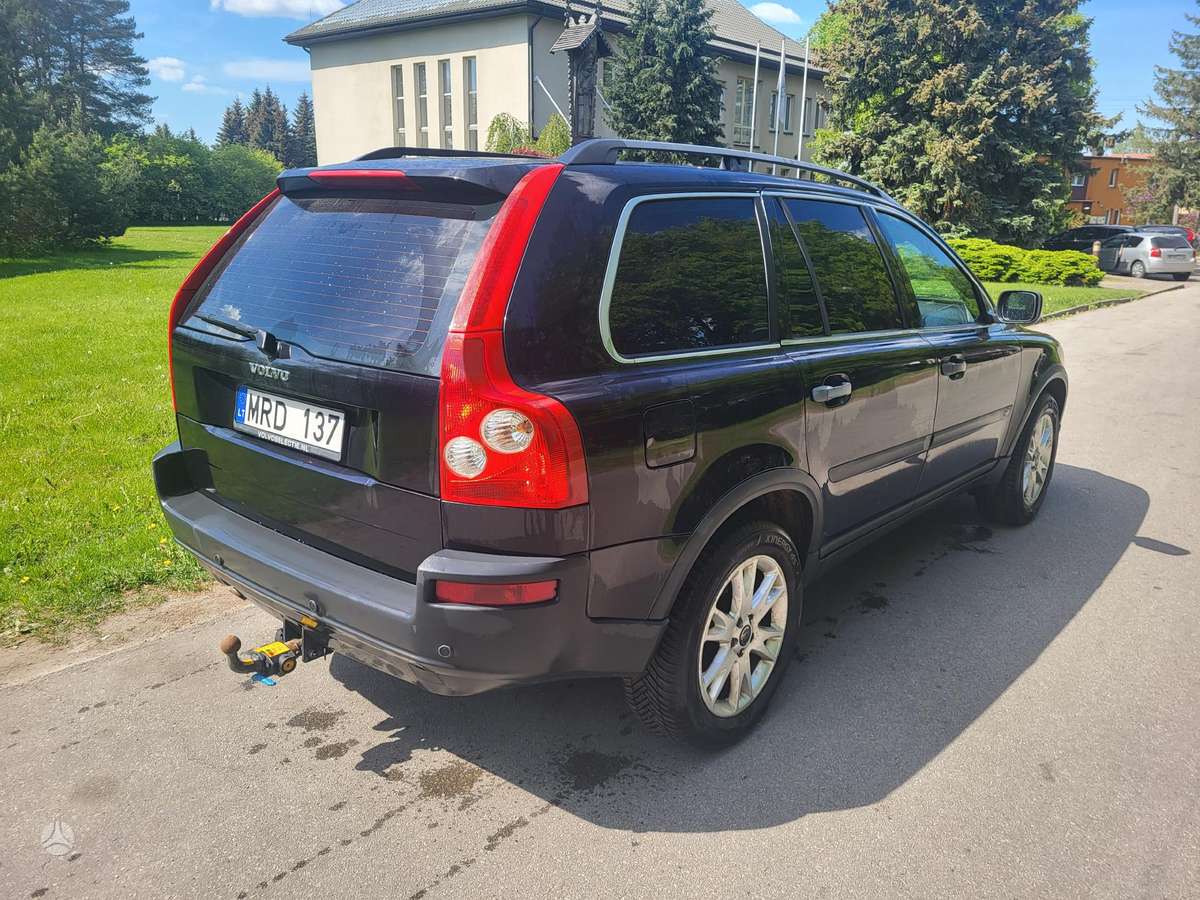 Volvo XC90 - 2