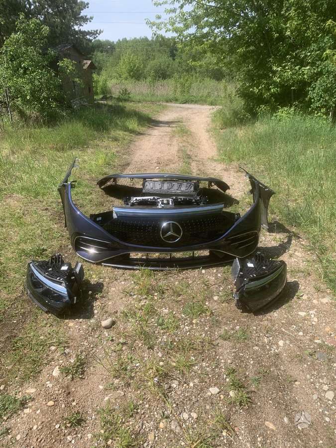 Mercedes-Benz EQS kėbulo dalys