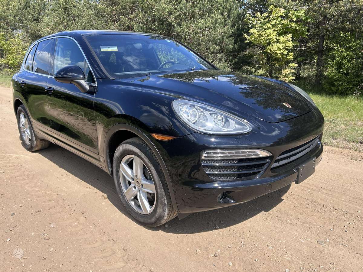 Porsche Cayenne dalimis