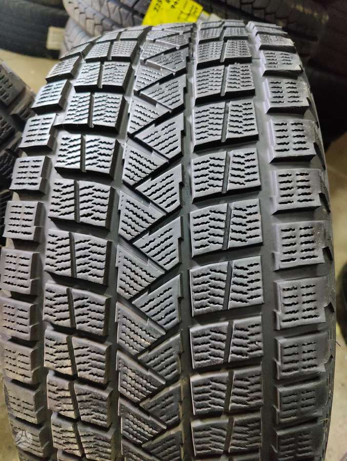 Firemax FM806, žieminės 255/45 R19