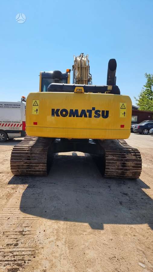 Komatsu PC210 LC-8, ekskavatori
