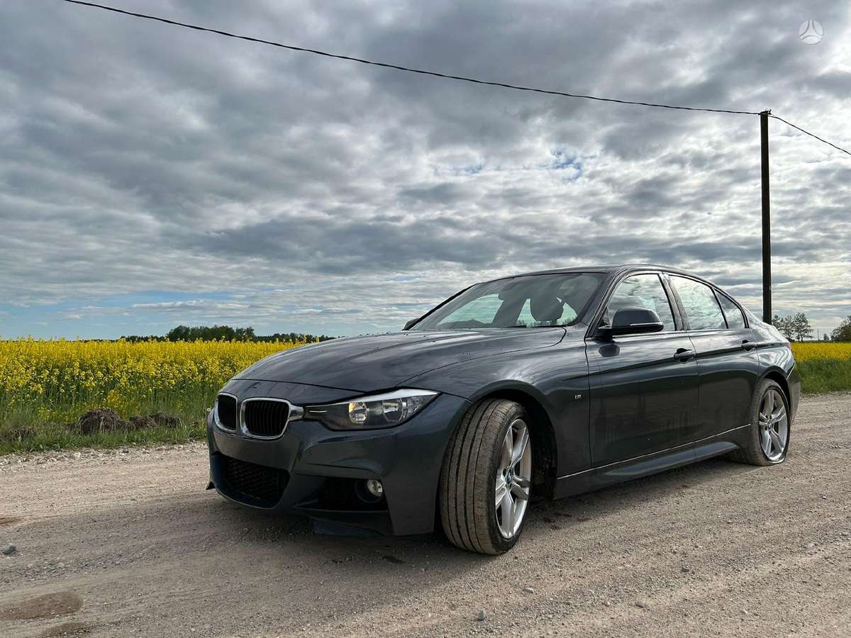 BMW 320 Dalis pristatome