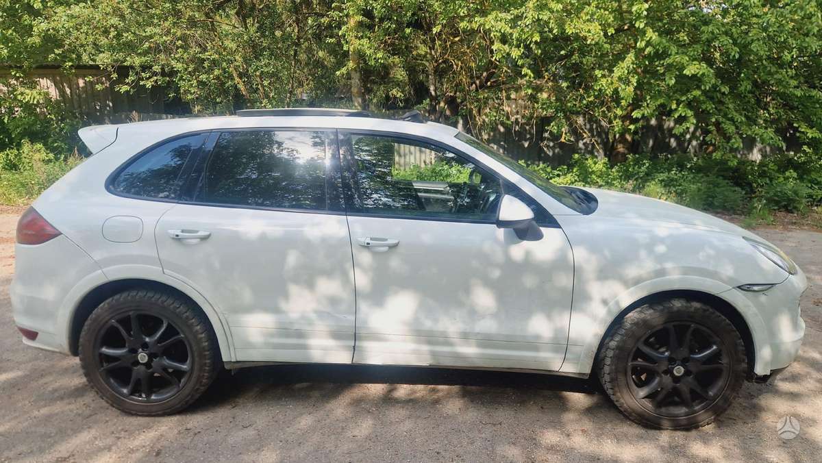 Porsche Cayenne Dalimis