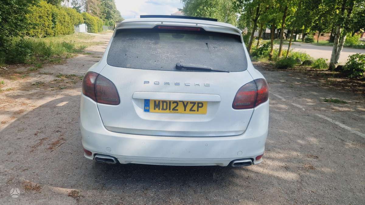 Porsche Cayenne Dalimis