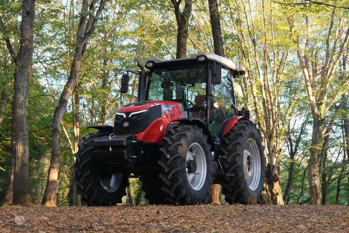 HATTAT T4105, тракторы