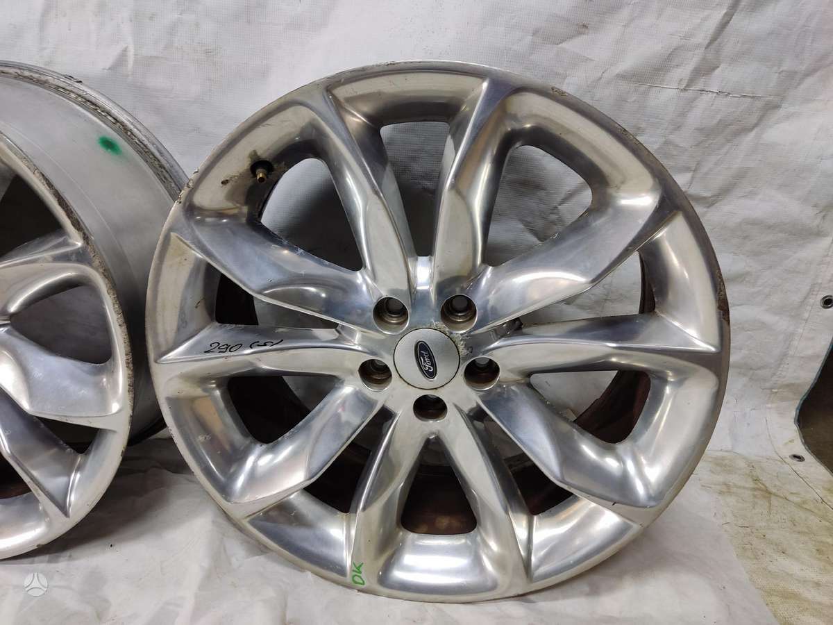 Ford EXPLORER 5, lengvojo lydinio, R20