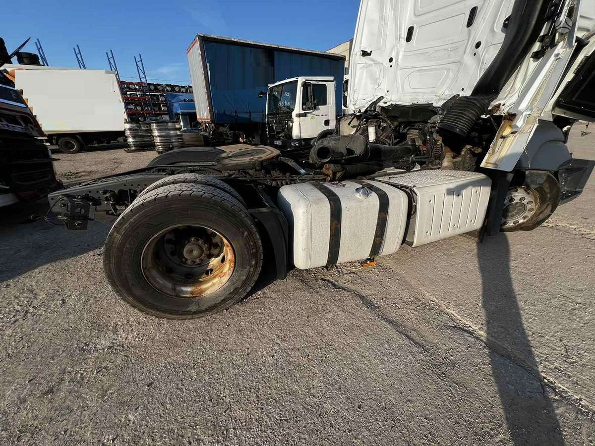 Mercedes-Benz ACTROS, тягачи