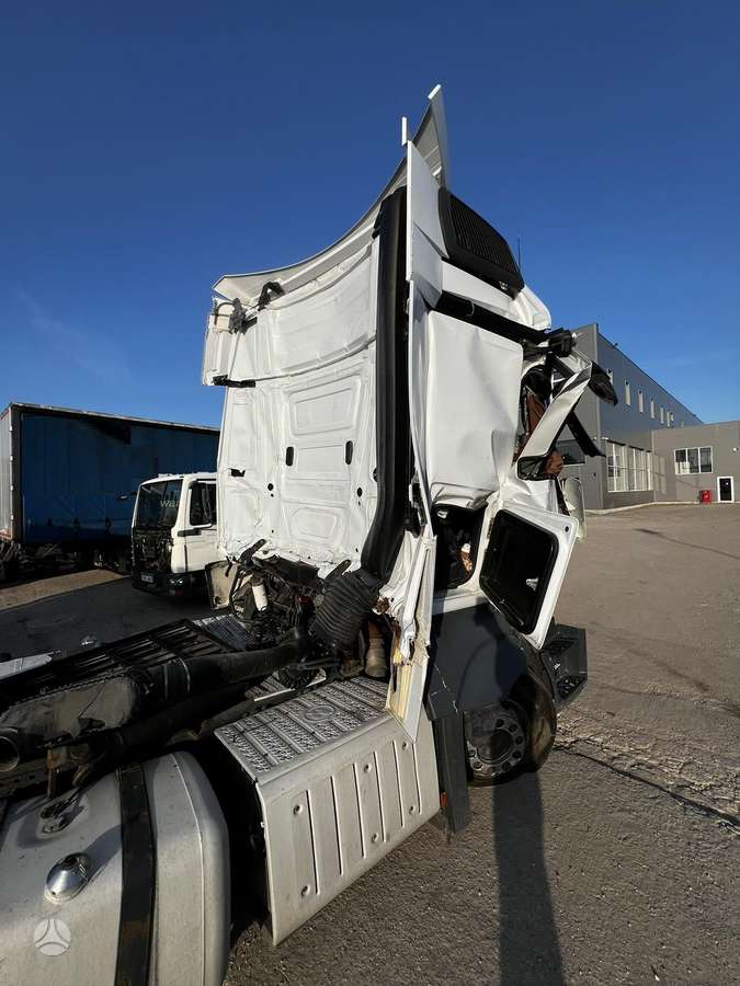 Mercedes-Benz ACTROS, тягачи