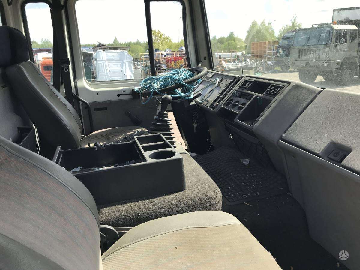 Volvo FL6 14, vilkikai