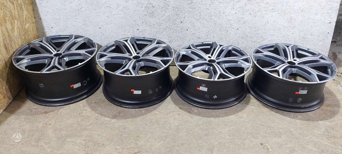 Maserati Levante, 670163576, Cen19440