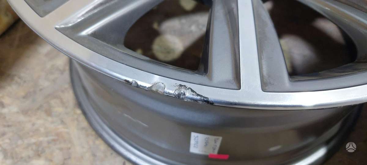 BMW 5 serija, 6874441, Cen19429