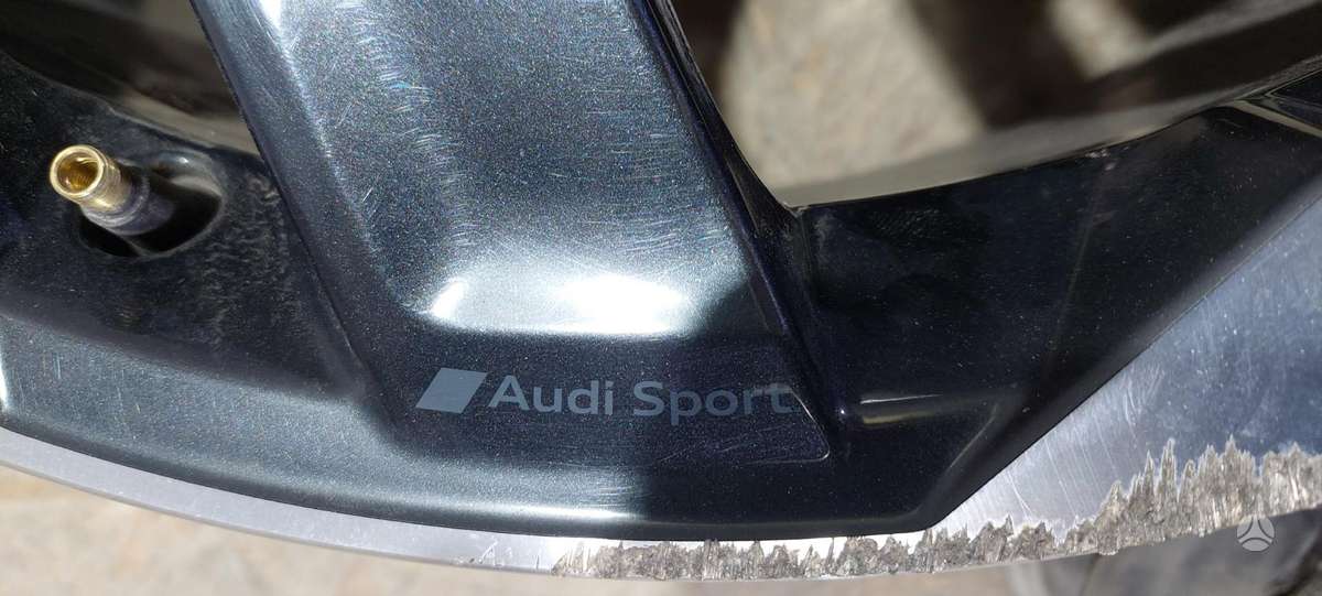 Audi e-tron, 4KE601025, Cen20079