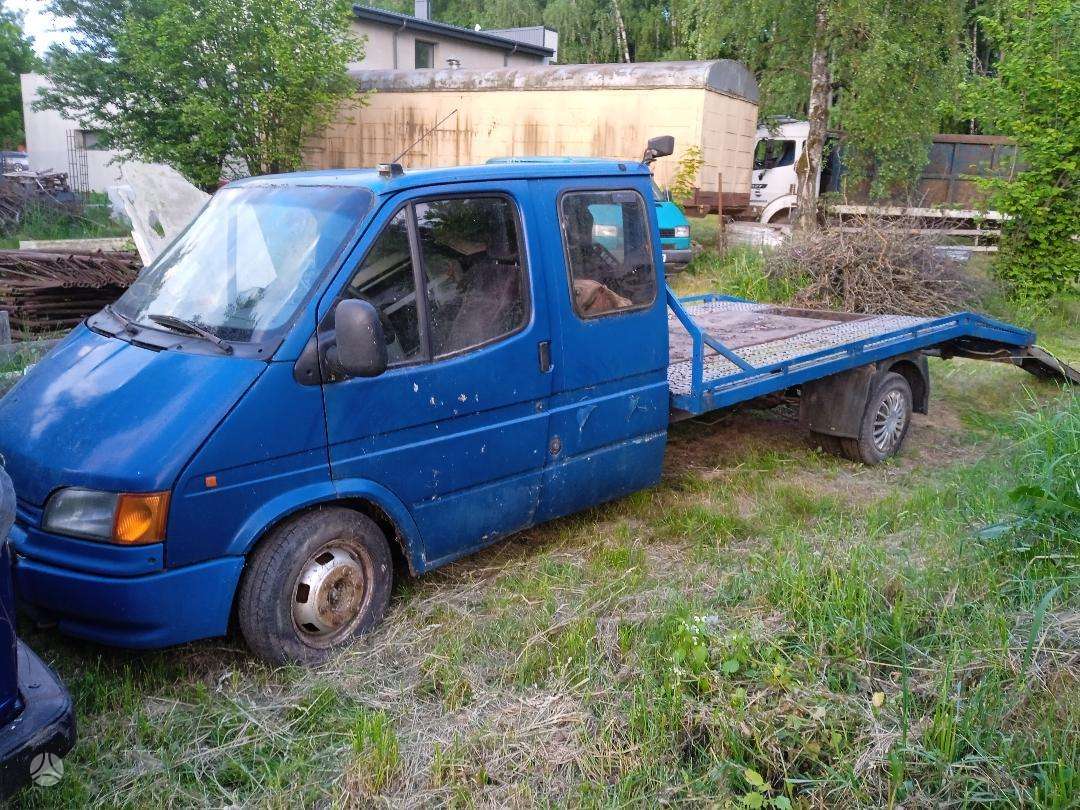 Ford Transit, cargo vans