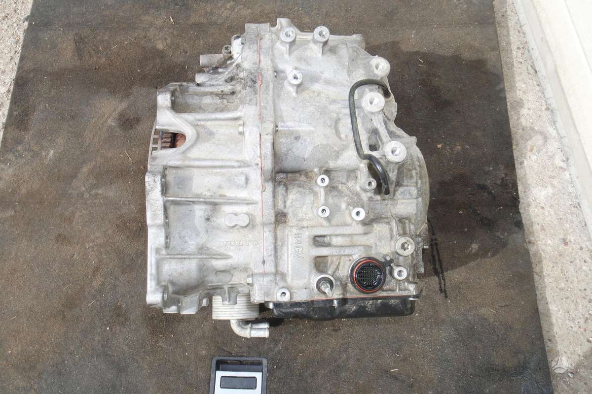 Volvo XC90 pavarų dėžė