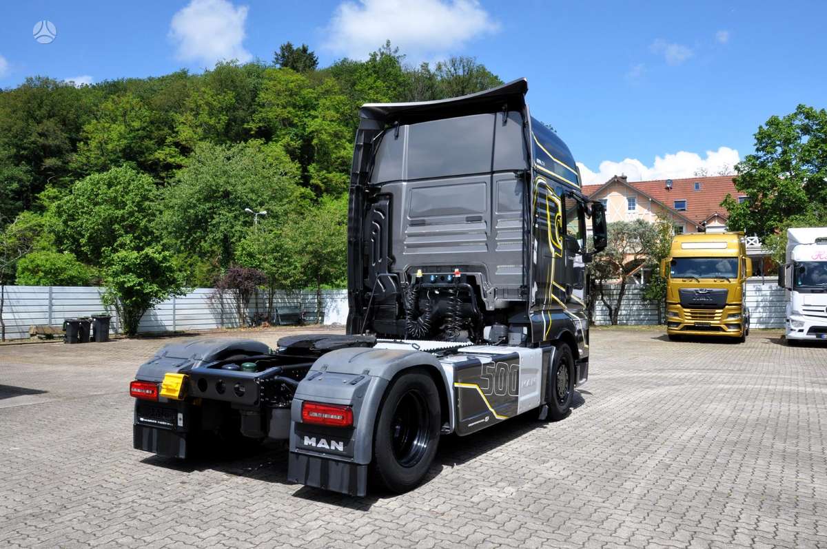 MAN TGX 18.500 XXL, single sleeper