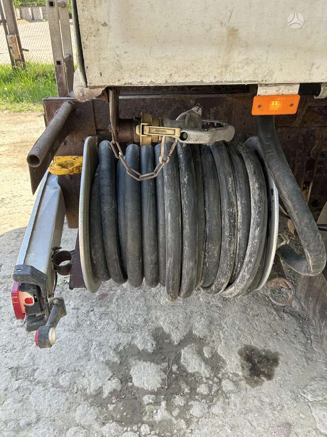 Volvo FM7, autocisternos
