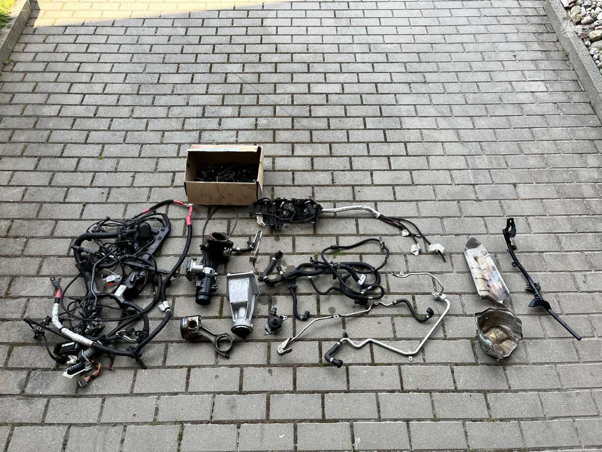 BMW X5 engine parts