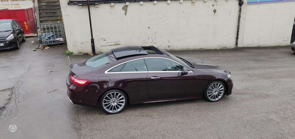 Mercedes-Benz E220 Priekio ratų variklio nėra