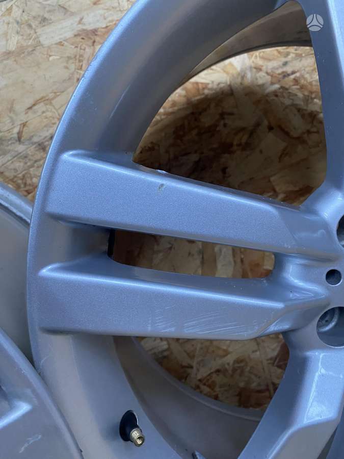 Mercedes-Benz, light alloy, R18