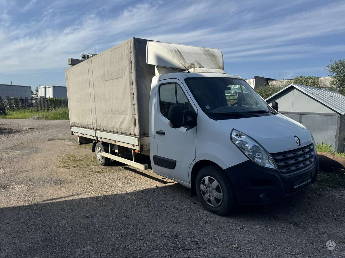 Renault Master, preču