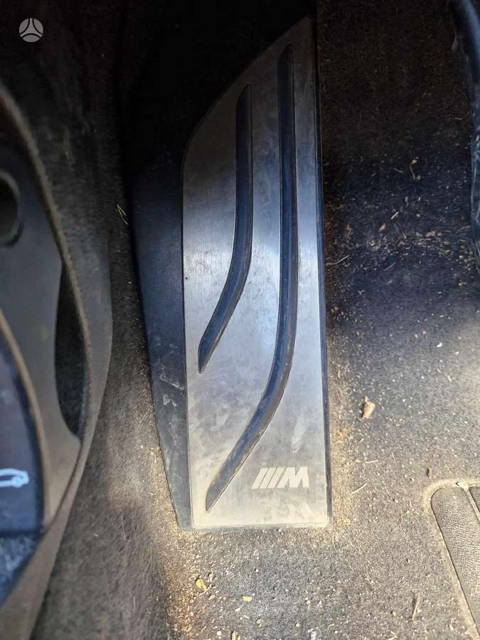 BMW 116 Dalimis