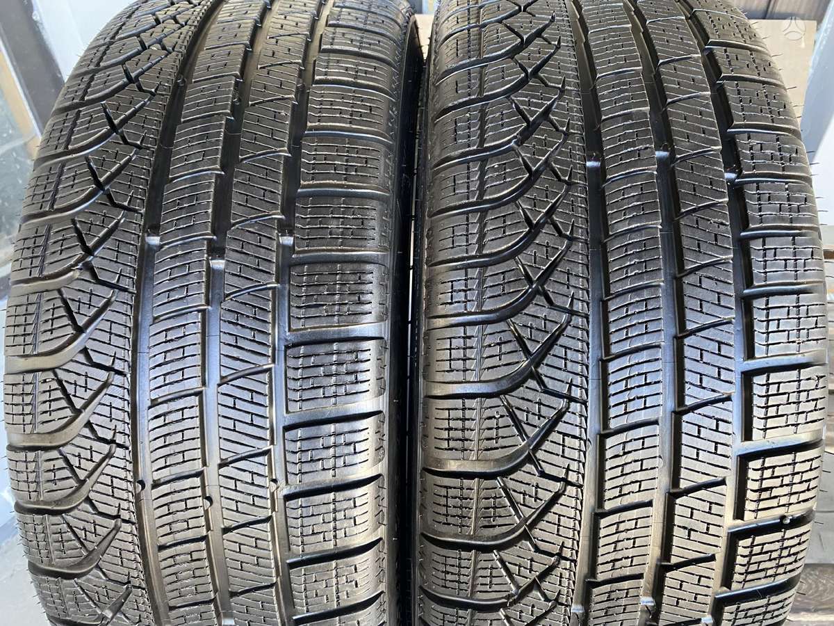 Pirelli PZero winter, winter 245/40 R19