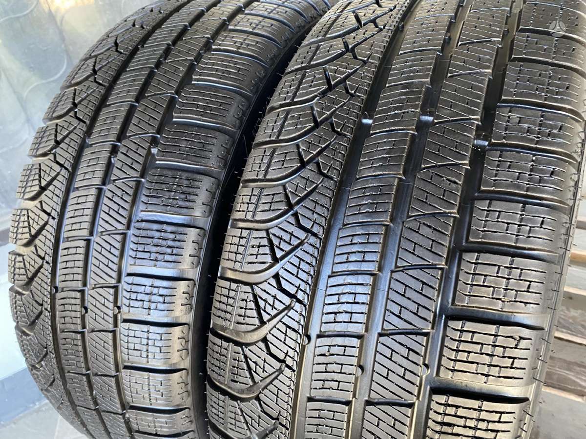 Pirelli PZero winter, winter 245/40 R19