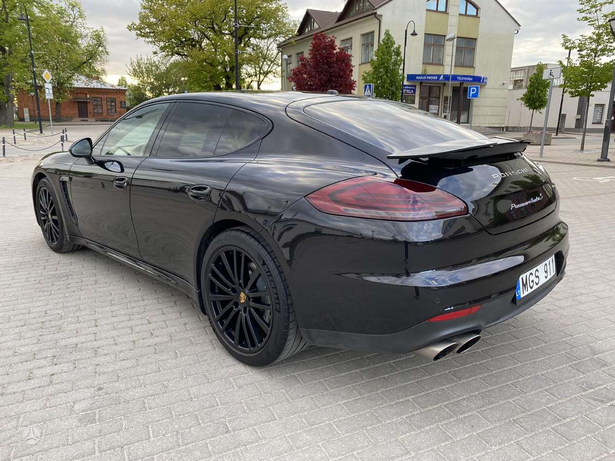 Porsche Panamera, 3.0 l., hatchback