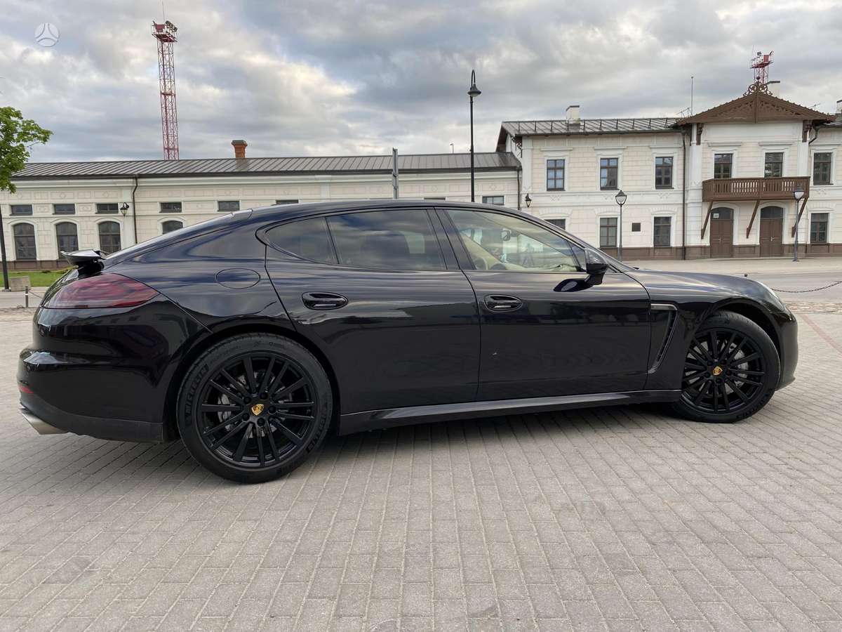 Porsche Panamera, 3.0 l., hatchback