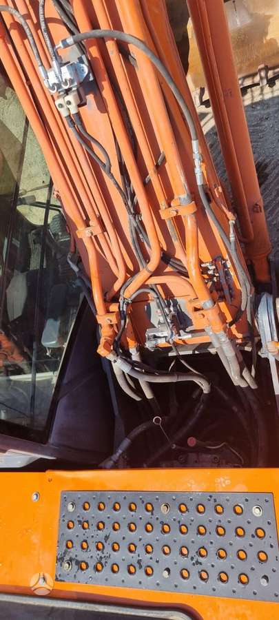 Hitachi ZX 210 LC-3, excavator