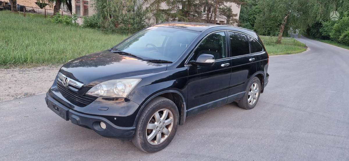 Honda CR-V rezerves daļās