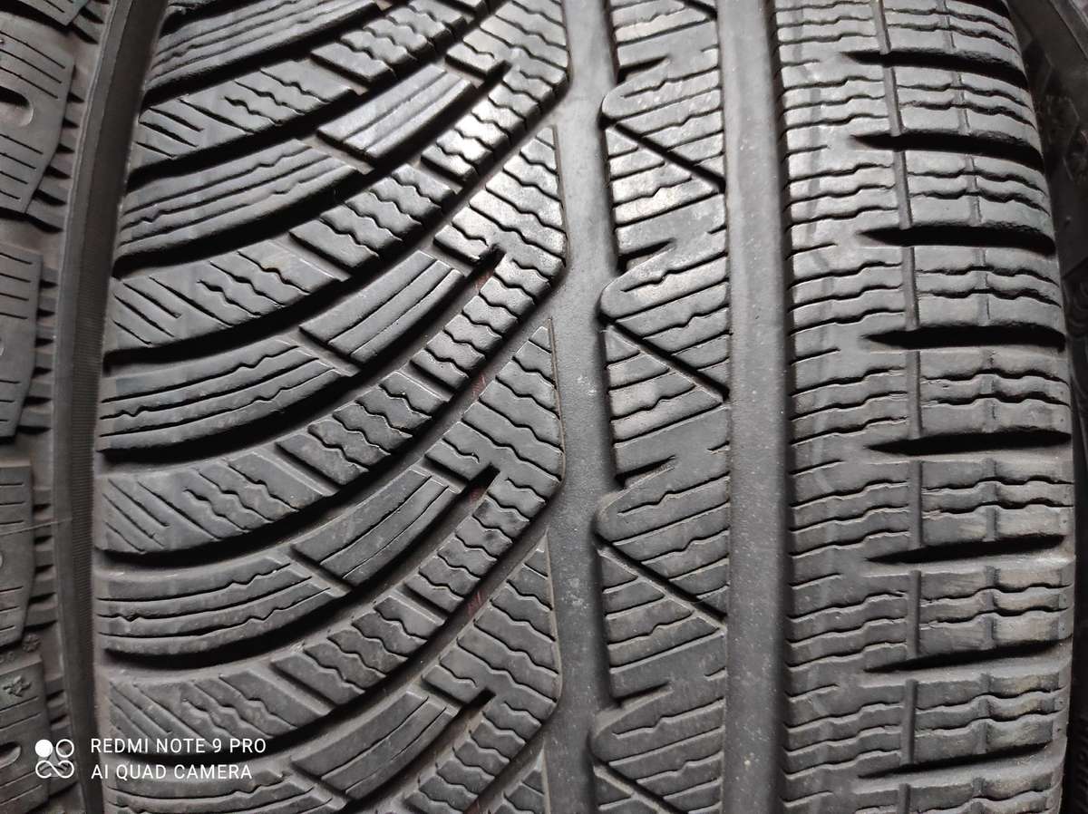 Continental, зимние 245/45 R18