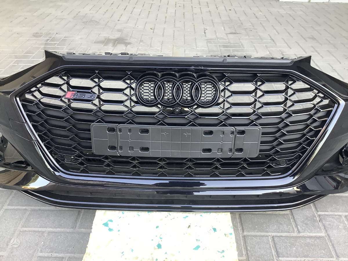 Audi RS 4 детали кузова