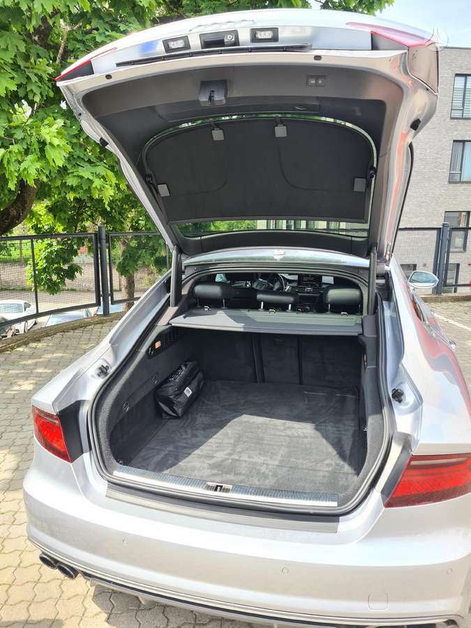 Audi A7, 3.0 l., hatchback